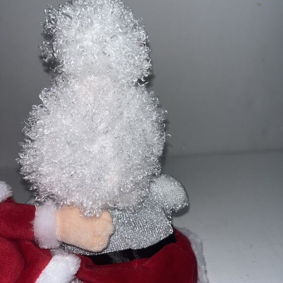 Kenny Rogers Dolly Parton Santa & Mrs Claus Animated Christmas Decor Gemmy - Picture 7 of 9